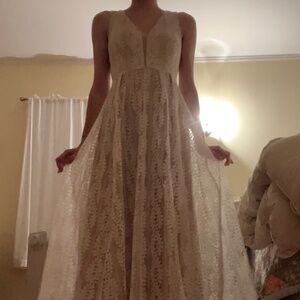 Lulu's White Lace Maxi Dress Size X-Small